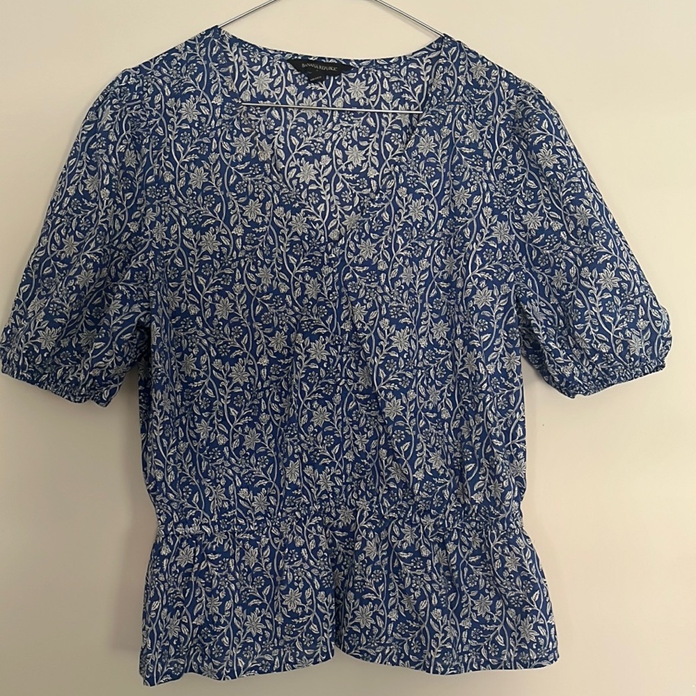 Banana Republic Printed Balloon Sleeve Tee